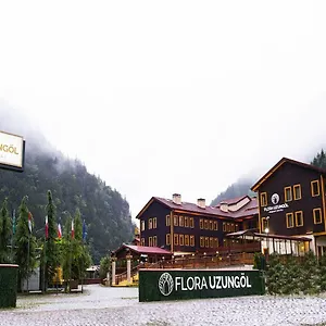 فندق Flora, أوزونغول